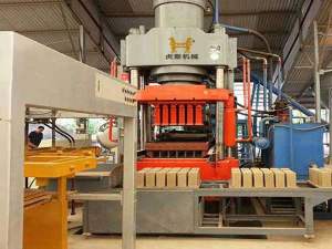 全自動(dòng)靜壓磚機(jī)雙向加壓密實(shí)度高