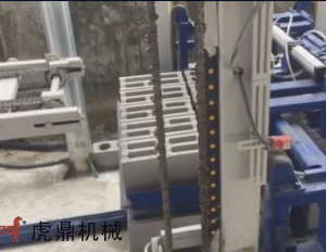 空心磚碼垛機視頻 水泥磚碼磚機 全自動空心磚碼垛機